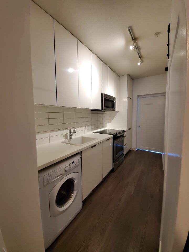 138 East Hastings Street #206