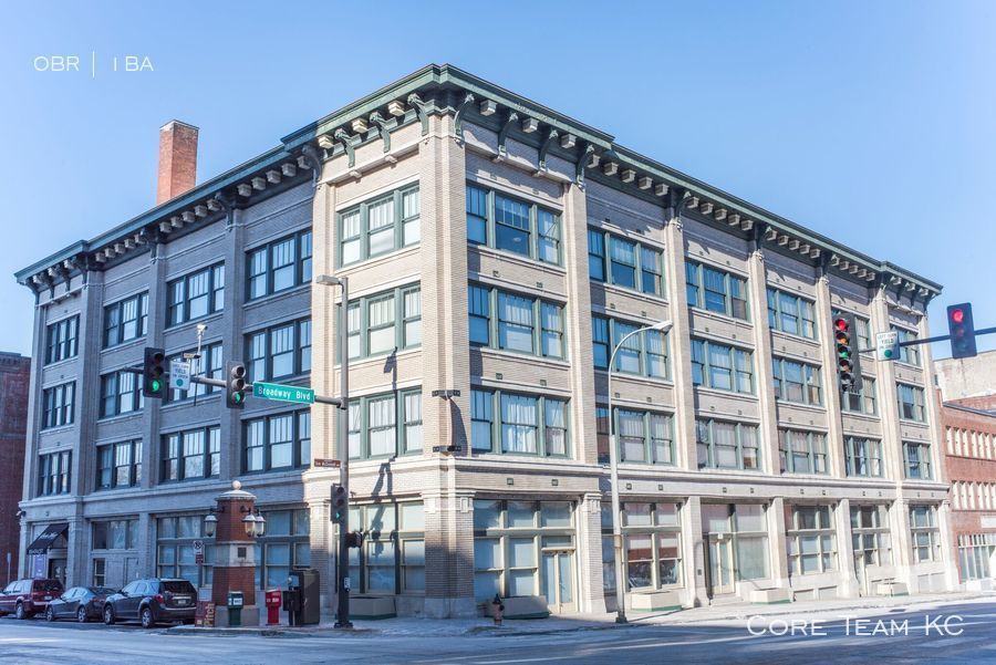 934 Broadway Blvd #112 - Photo 6 of 7