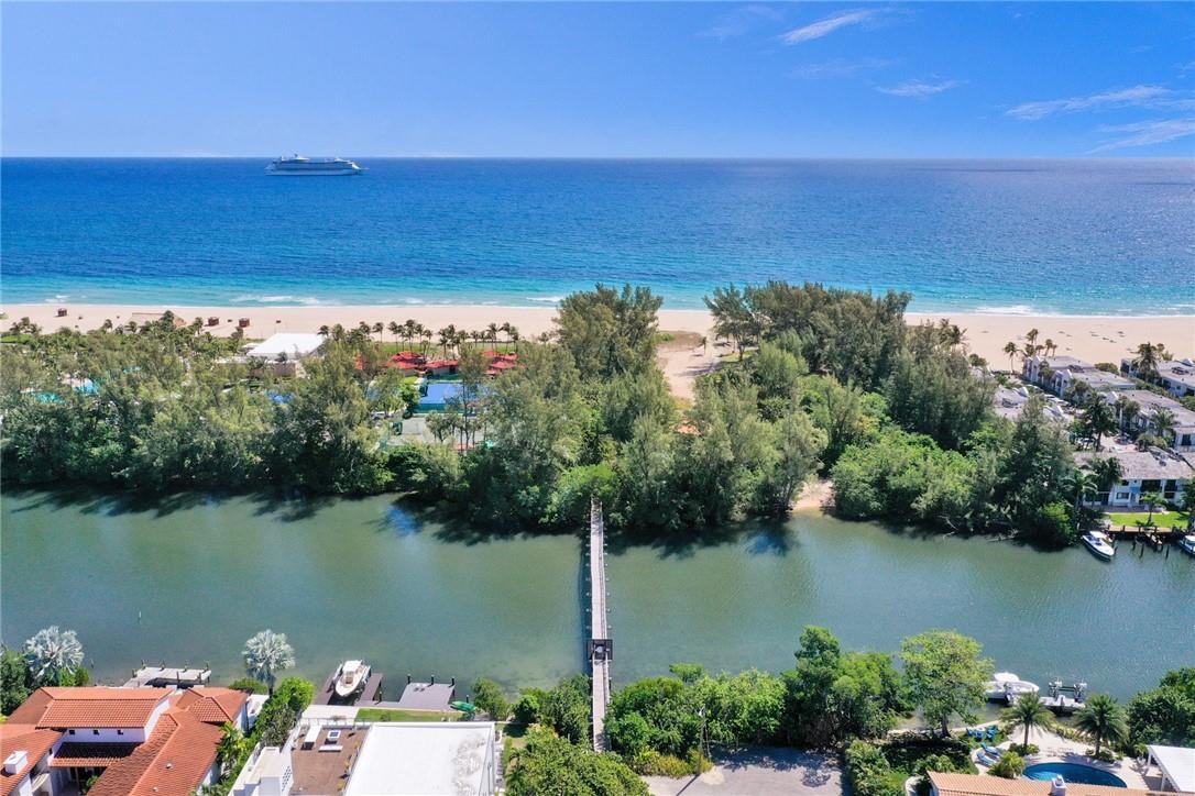 1330 E Lake Dr - Photo 3 of 50