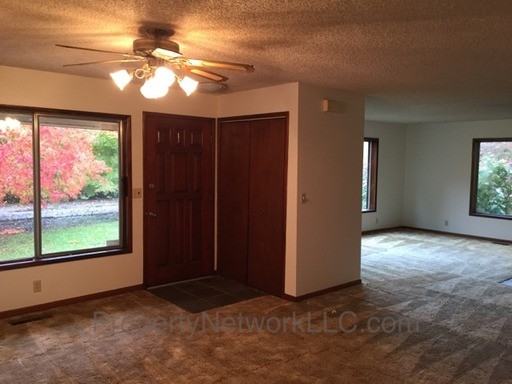 26951 S Barlow Rd - Photo 3 of 17