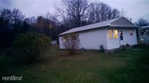 12528 Nichols Rd - Photo 2 of 7