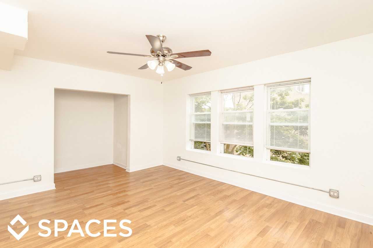 4804 N Avers Ave - Photo 3 of 7