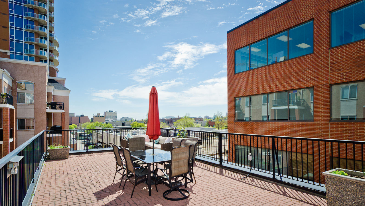 Hook up places in calgary