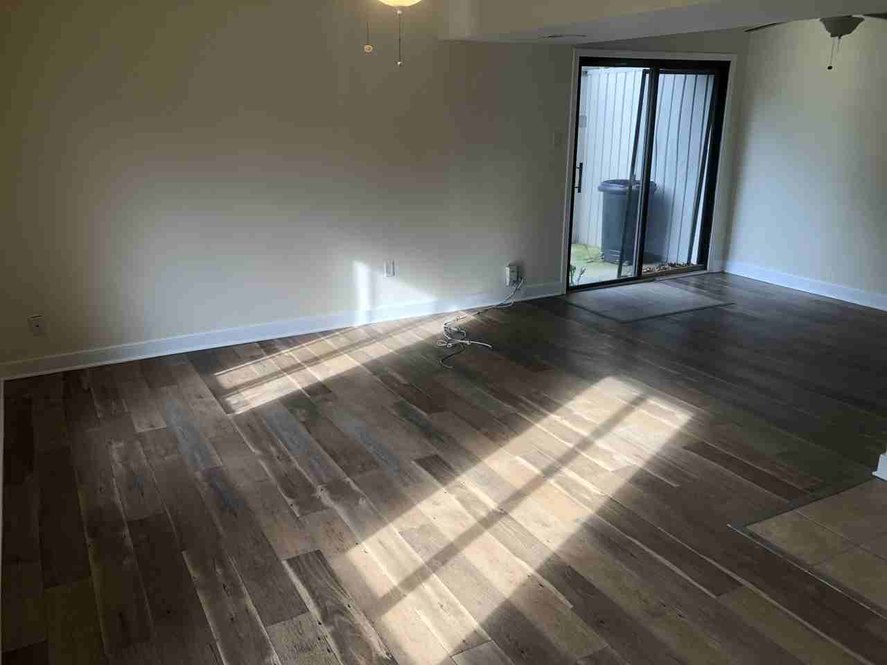 47 King Henry Cir - Photo 3 of 15