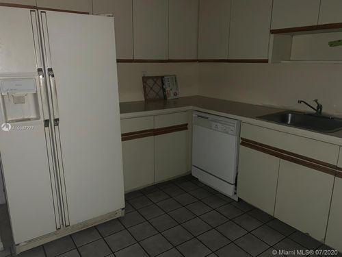 7555 Sw 153rd Pl #206-10 - Photo 3 of 8