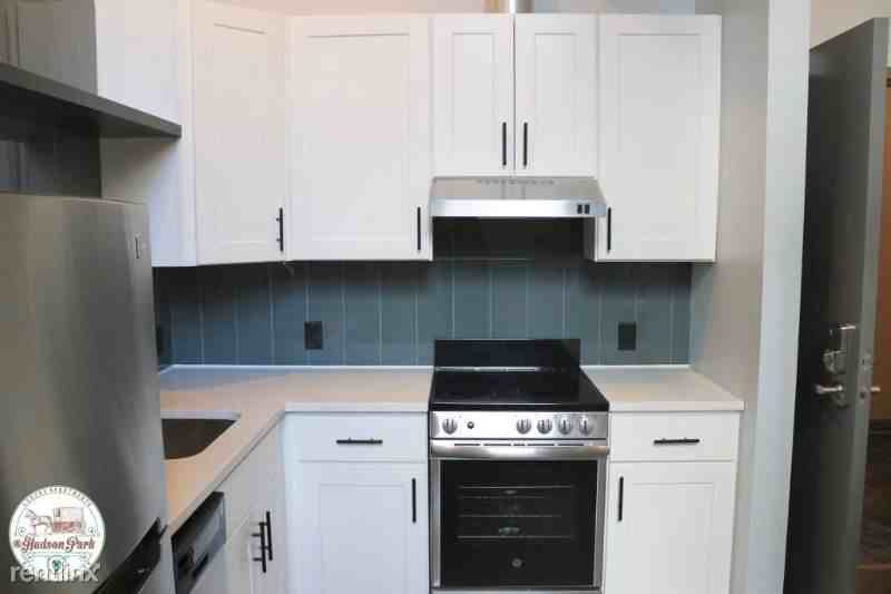 160 Myrtle Ave 25 - Photo 2 of 17