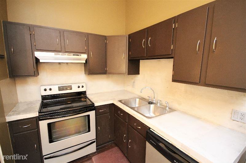 319 S Flores St 206 - Photo 3 of 16