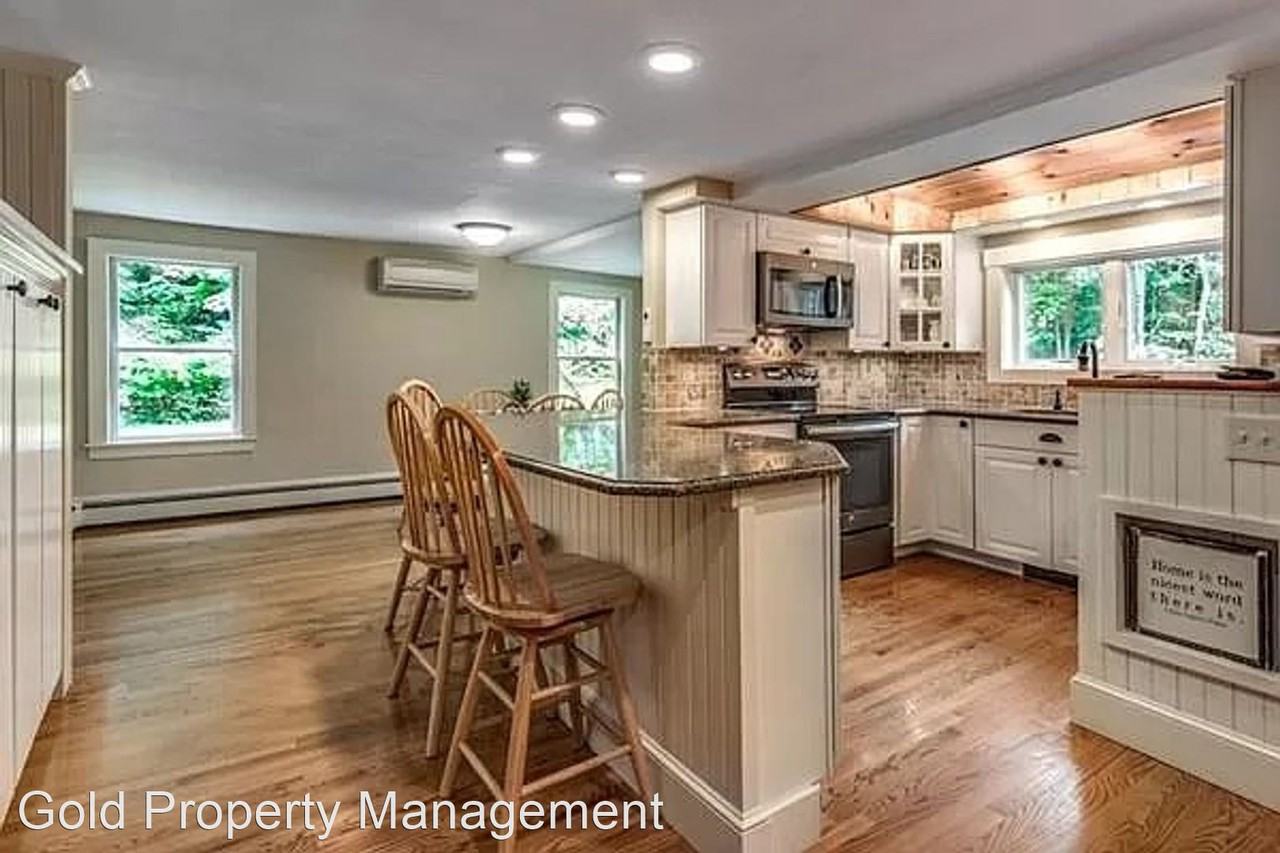 7 Cedar St - Photo 2 of 11