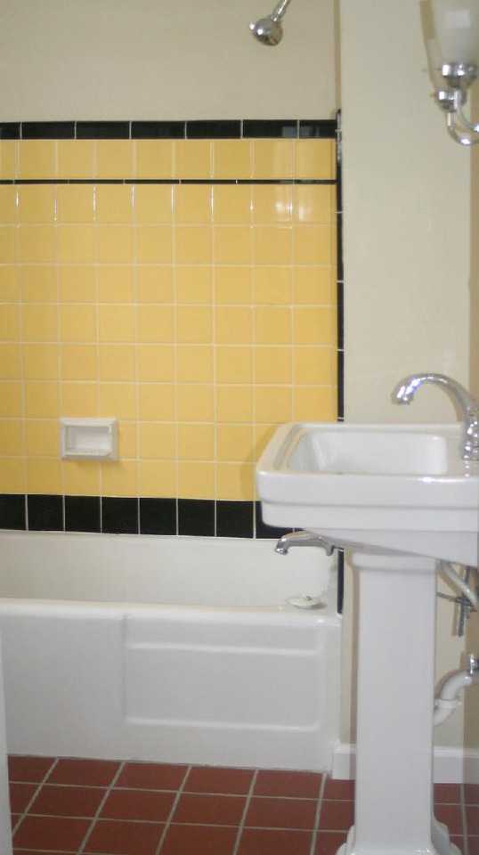 1096 Bryden Rd - Photo 2 of 6