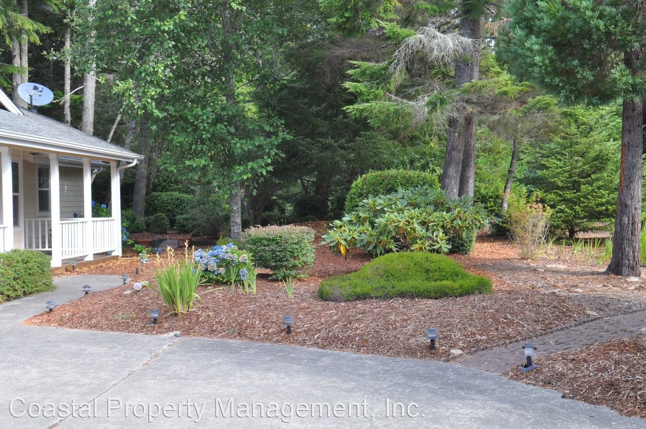 2203 13th St - Photo 3 of 18