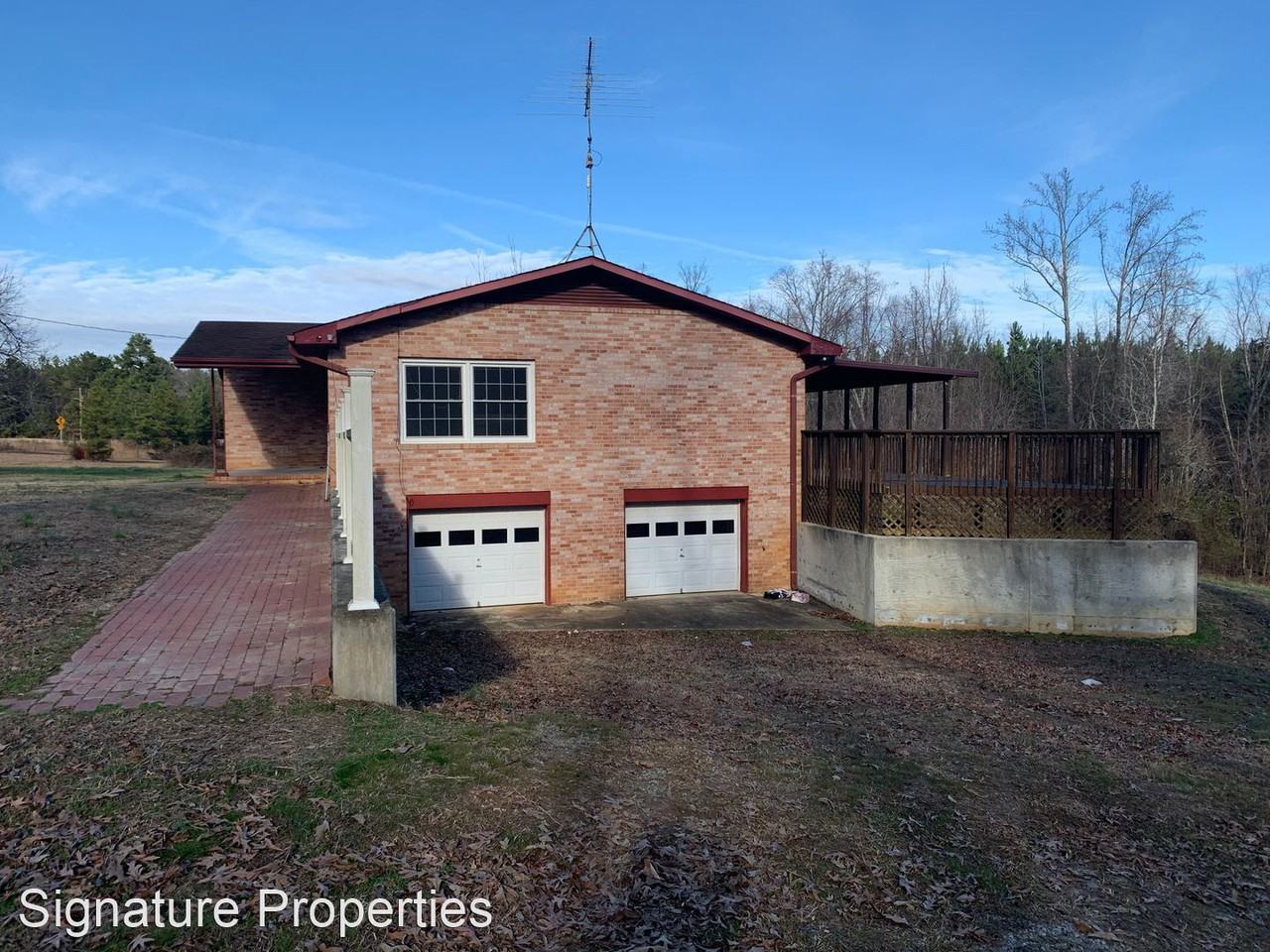 2750 Old Cox Rd - Photo 3 of 18