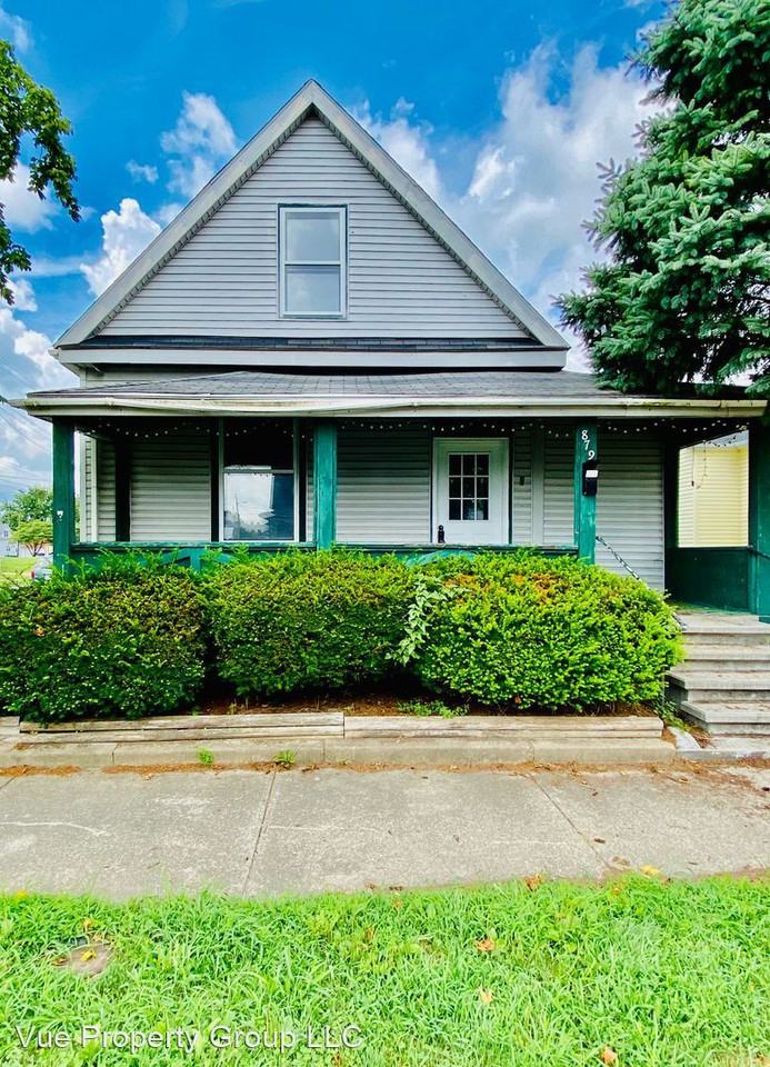 879 S Tompkins St - Photo 2 of 14