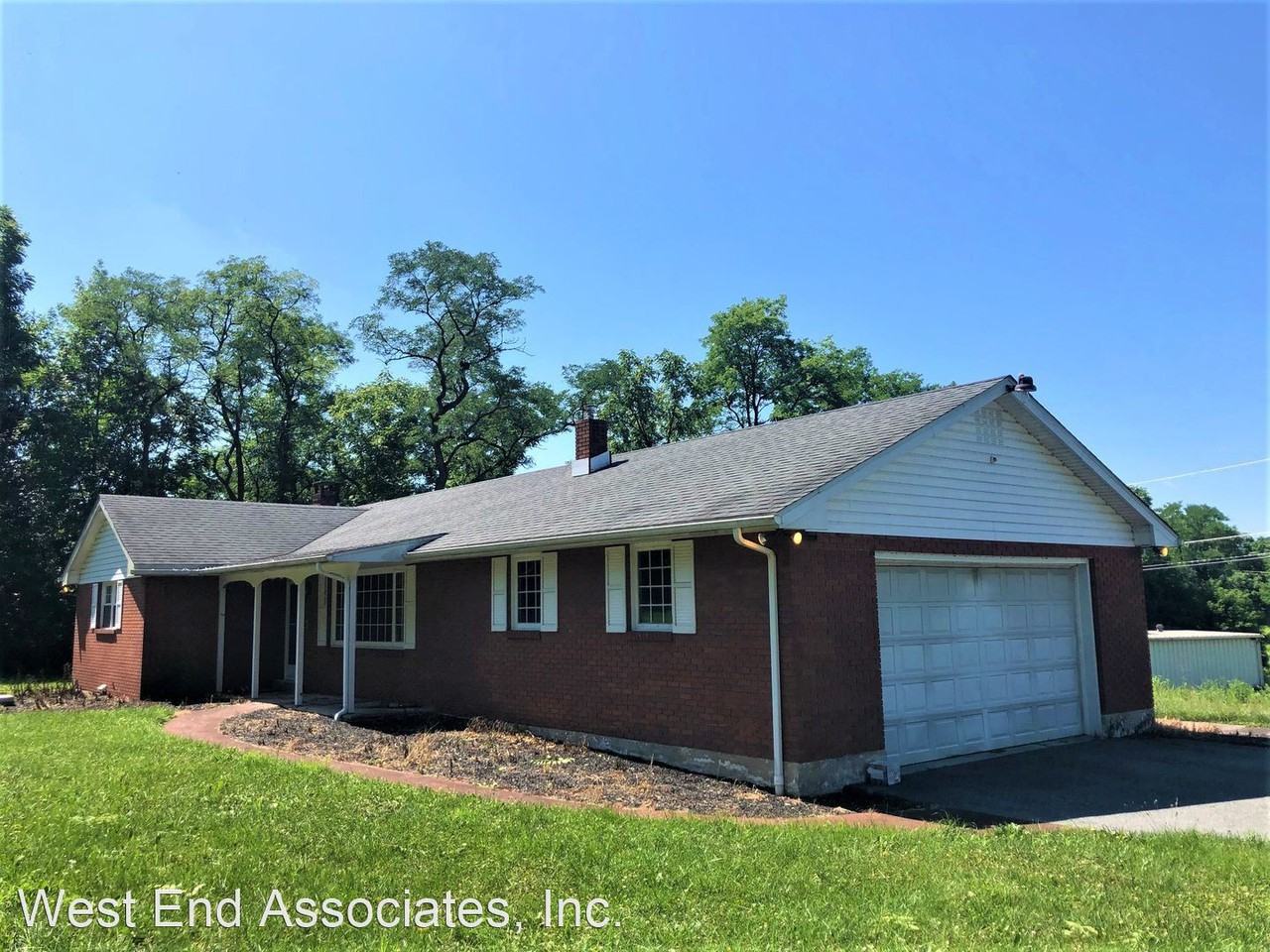 513 W 27th St - Photo 2 of 12