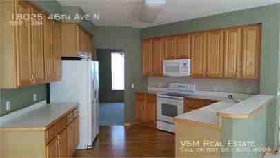 18025 46th Ave N - Photo 2 of 25