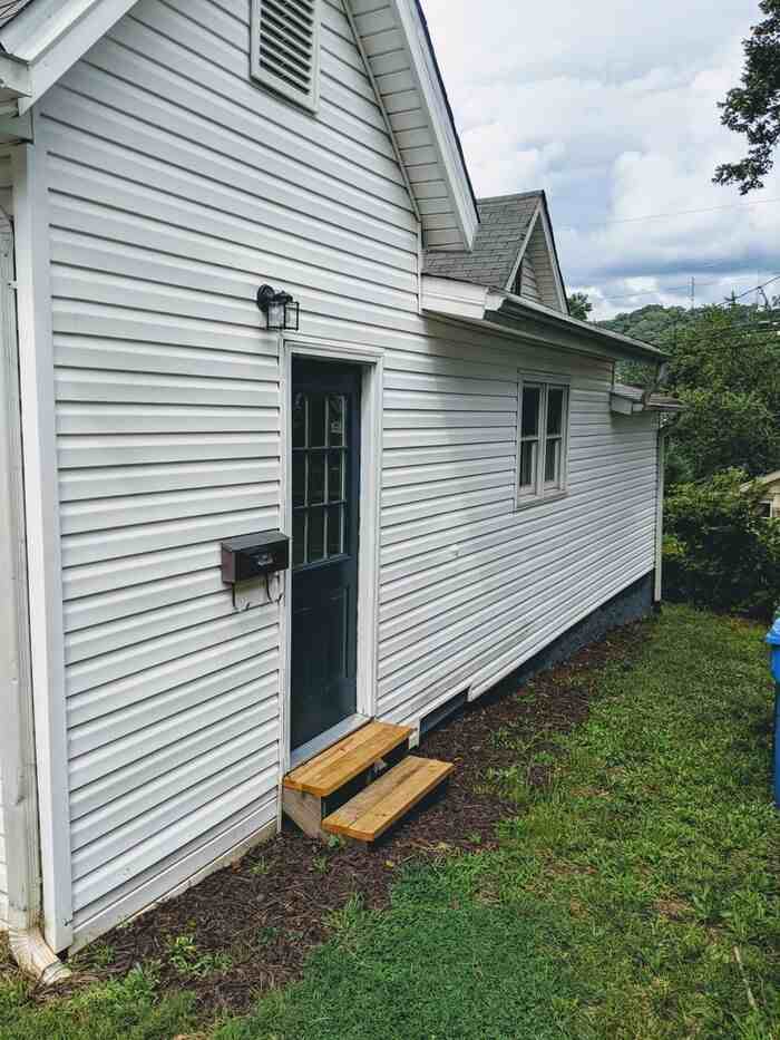 30 Bartlett St - Photo 3 of 24