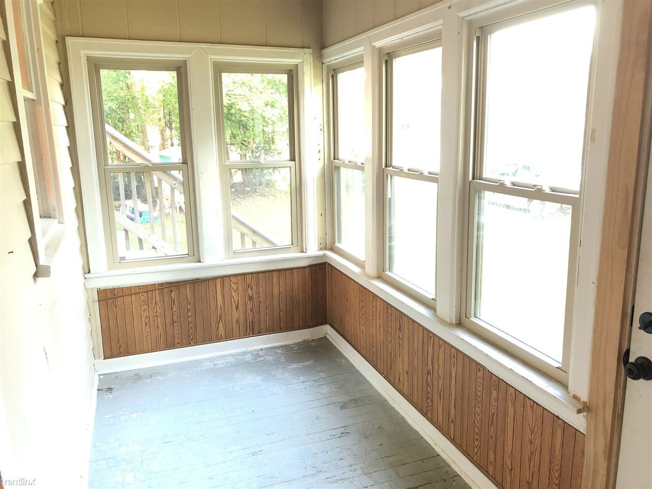 439 S State St Lowr - Photo 2 of 11