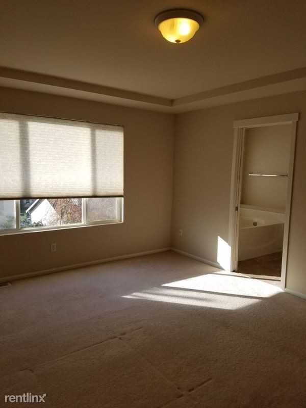 6618 60th St W - Photo 3 of 26