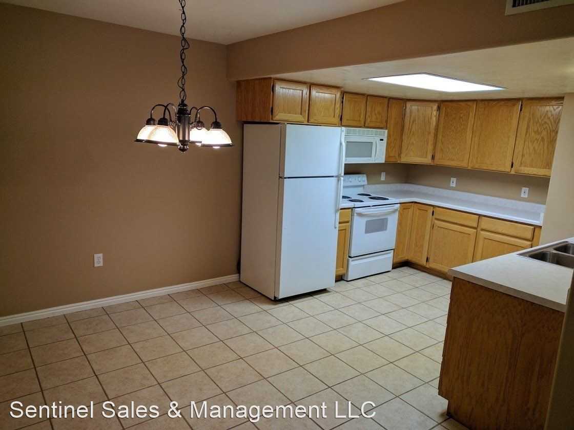 1502 N 1335 W Bldg 9 - Photo 2 of 17