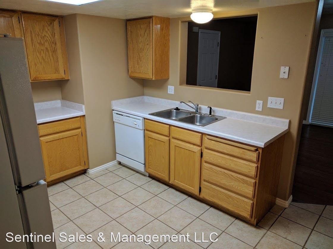 1502 N 1335 W Bldg 9 - Photo 3 of 17