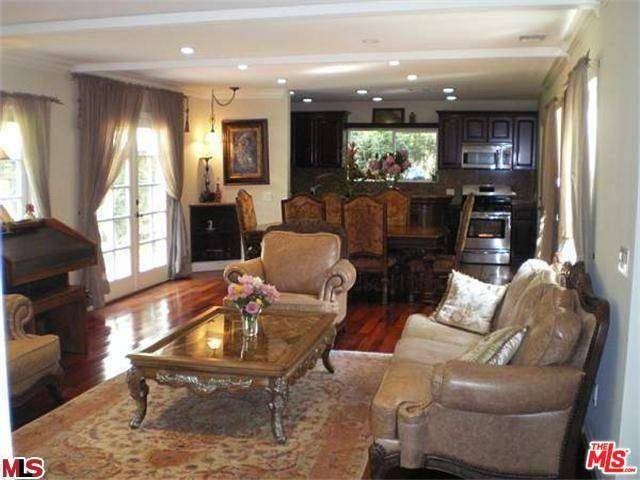 1527 Benedict Canyon Drive - Photo 3 of 8