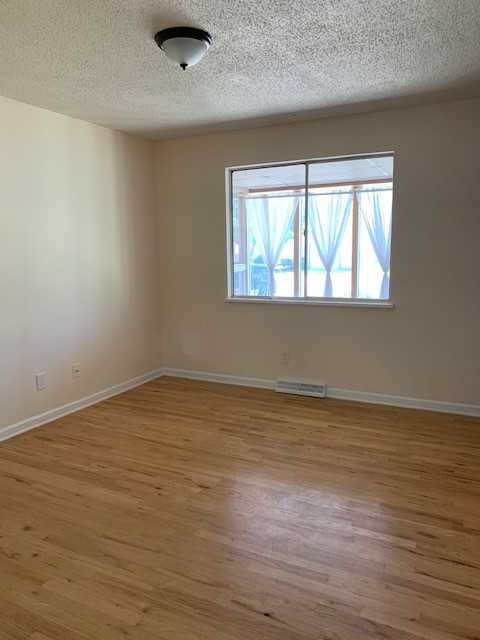 7741 Essex Pl - Photo 5 of 12