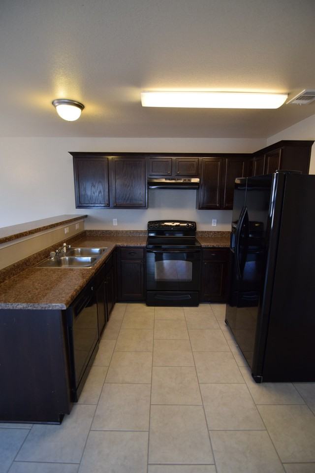 3309 Regency Dr - Photo 4 of 18