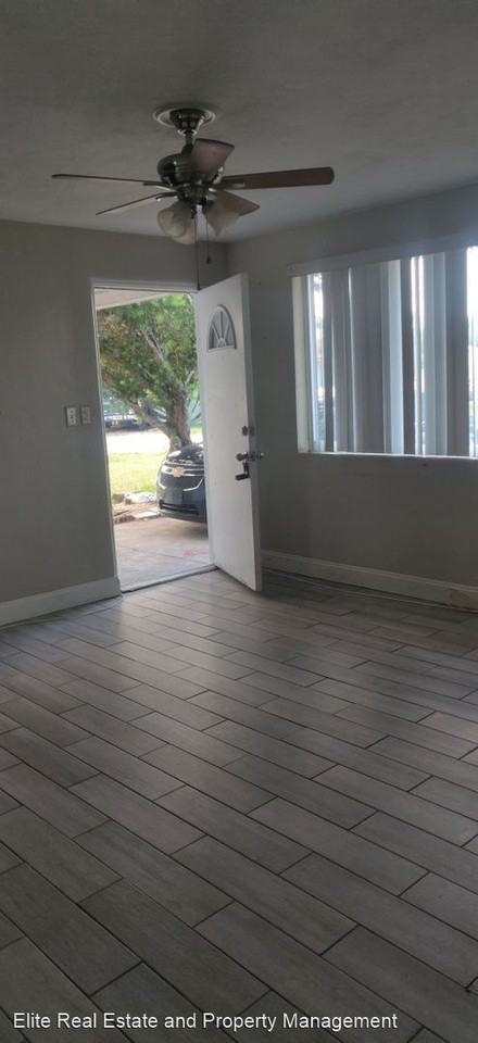 42 Palmetto Dr - Photo 2 of 10