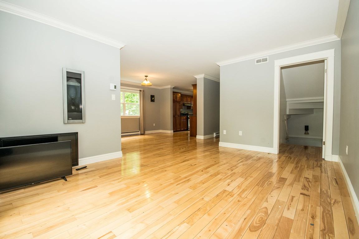 24 Shaw Street - Photo 3 of 21
