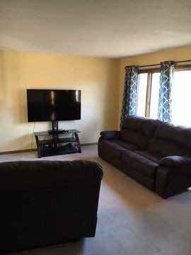 1200 12th St Se - Photo 2 of 13