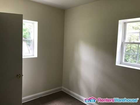 1160 Latrobe Dr - Photo 2 of 12