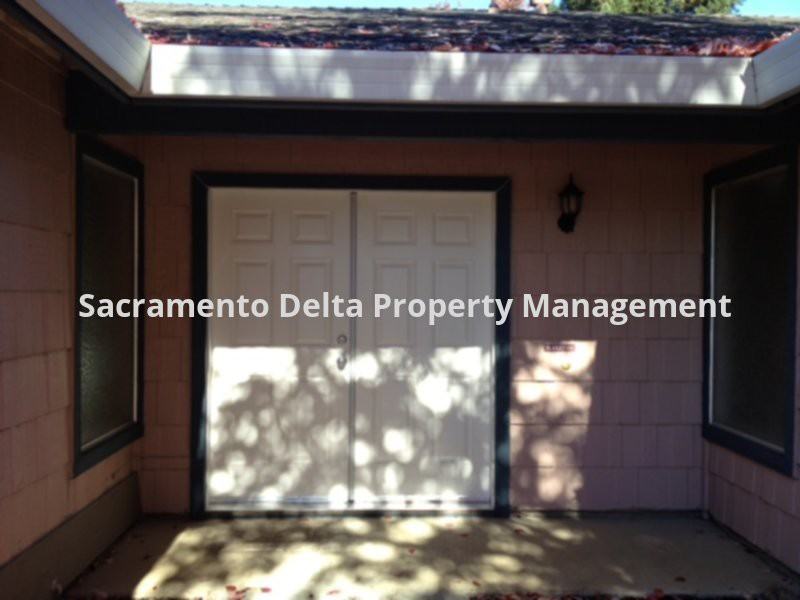 135 Cedro Cir - Photo 2 of 19