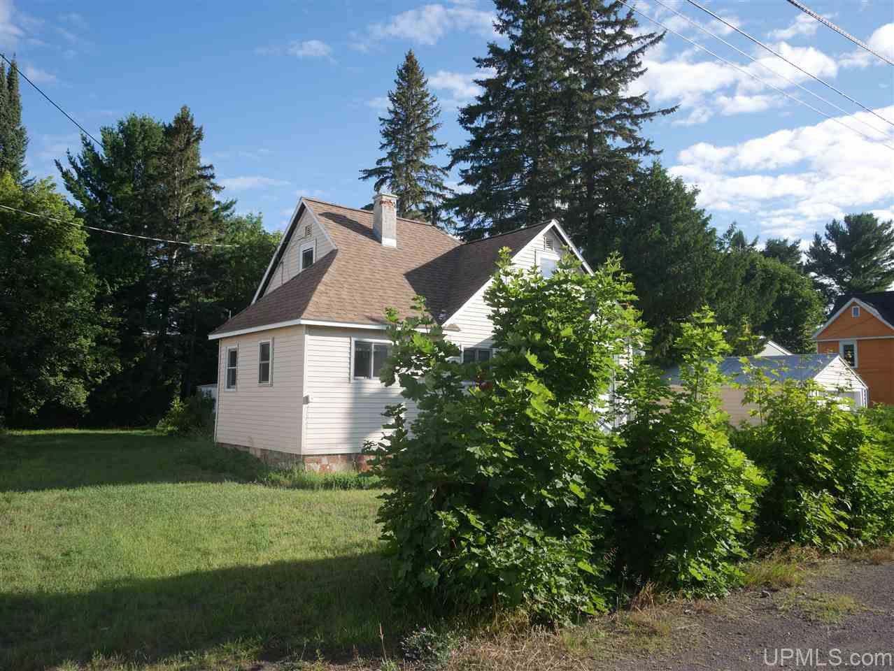 23358 Granite Ave - Photo 3 of 17