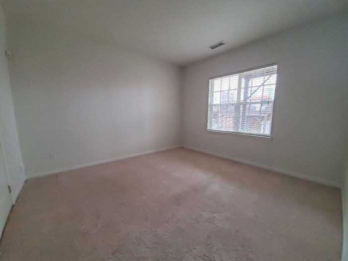 5474 Werburgh St - Photo 2 of 24
