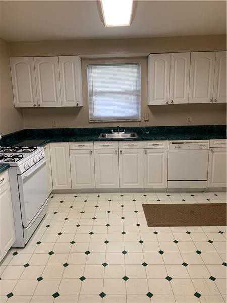 4343 Bristol St - Photo 2 of 10
