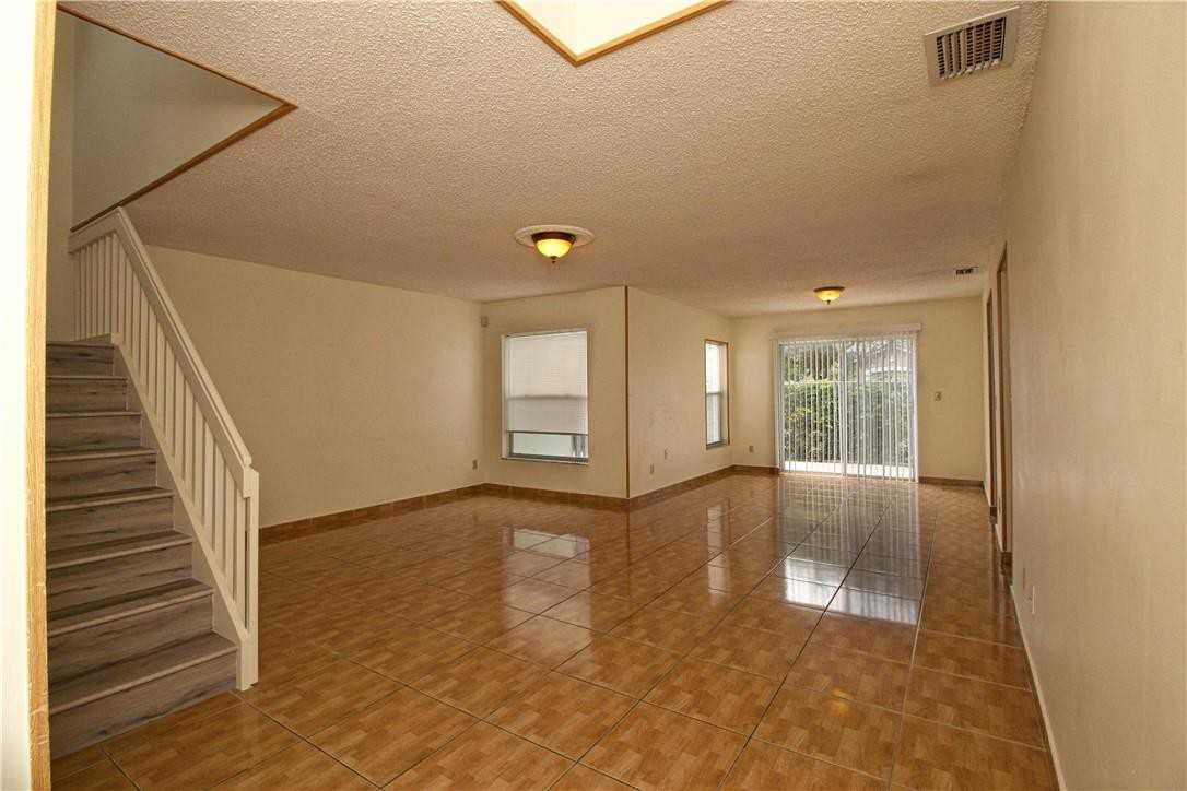 4760 Grapevine Way - Photo 2 of 18