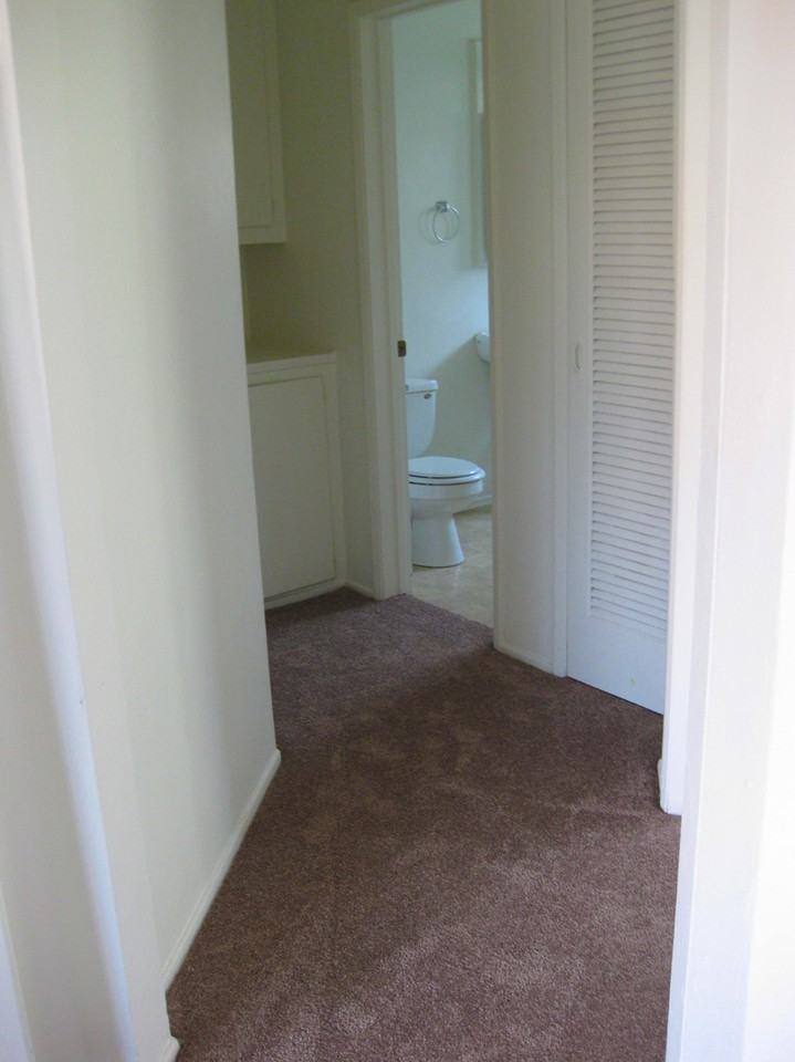 497 East Park Avenue - Photo 7 of 24