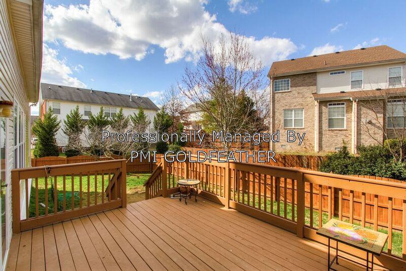 1005 Hickory Bark Ct - Photo 2 of 18