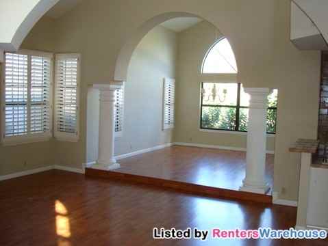 12702 E Paradise Dr - Photo 3 of 15