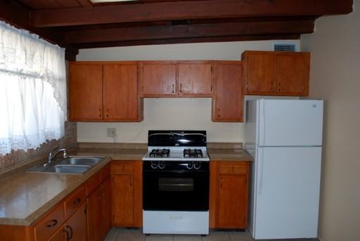 325 E Roger Rd - Photo 3 of 14