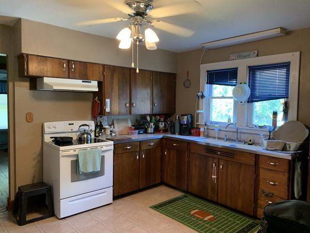 1641 N 4650th Rd - Photo 2 of 15