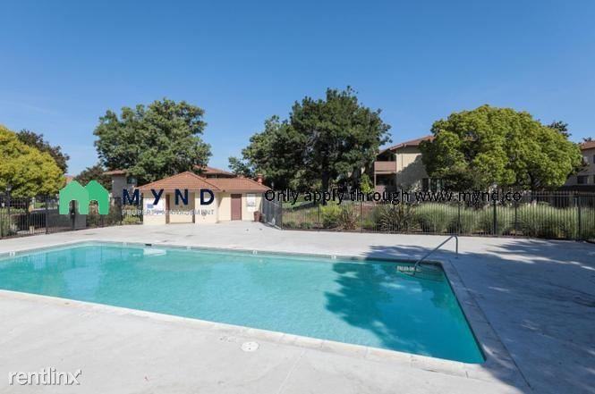 97 Kenbrook Cir - Photo 3 of 10