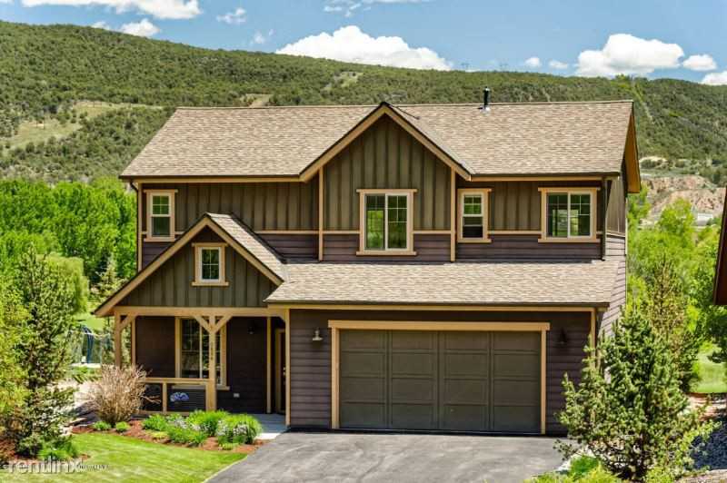 886 River Bend Way, Glenwood Springs, CO 81601 3 Bedroom Apartment