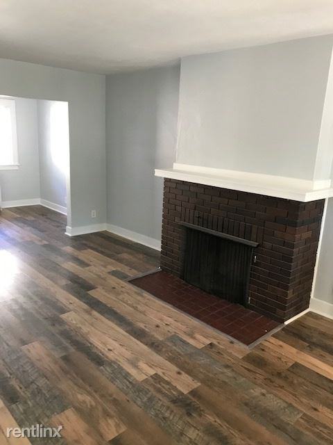 205 N 4th St - Photo 3 of 7