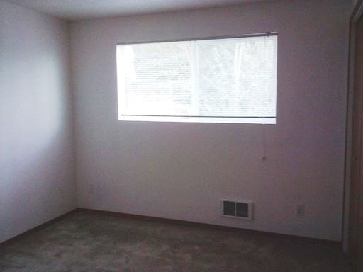 119 Avenue B #2 - Photo 3 of 4