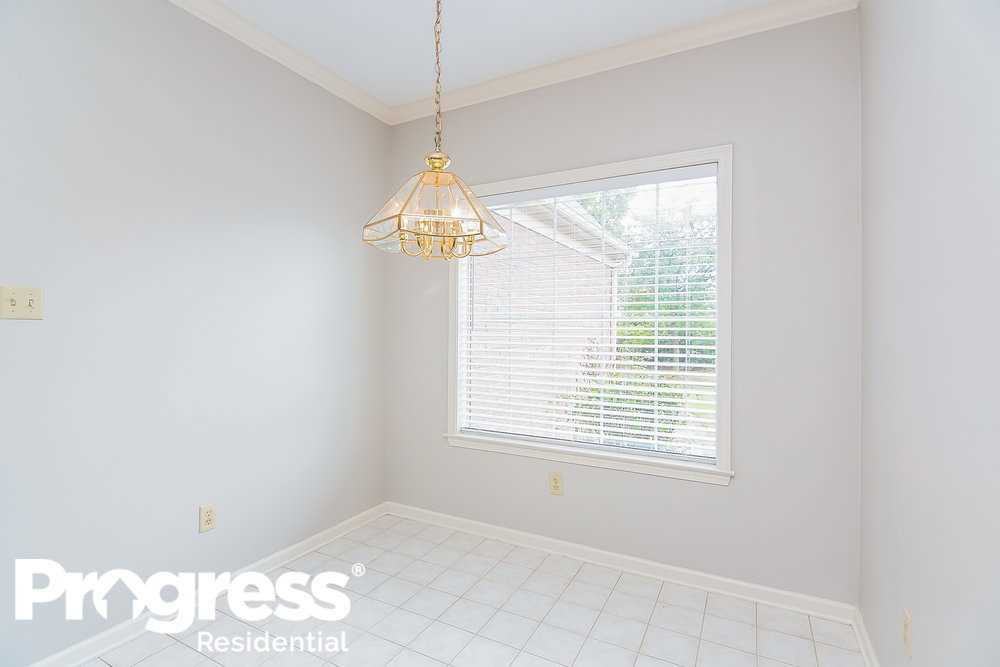 11785 Mcauley St - Photo 3 of 15