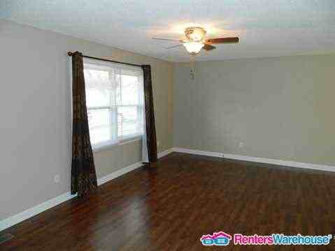 200 Ne 7th Ct - Photo 3 of 20