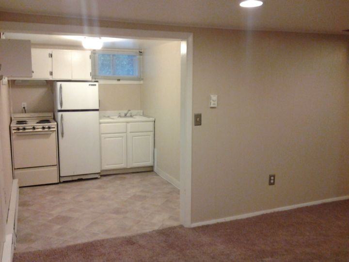 1039 1/2 N 25th St #1039 - Photo 2 of 4
