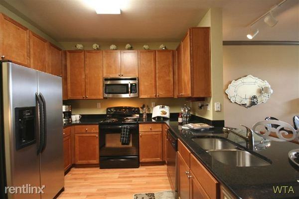 6th/ San Jacinto - Photo 2 of 5