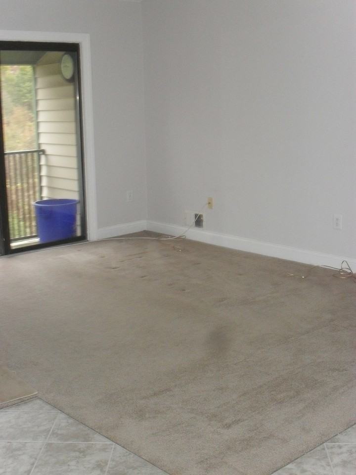 15 Taylor Dr - Photo 3 of 17