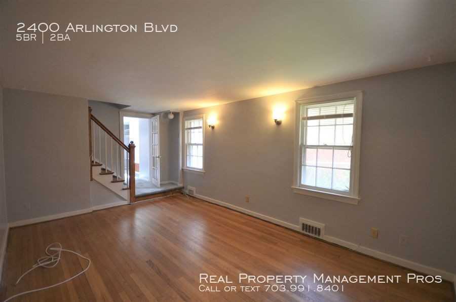 2400 Arlington Blvd - Photo 2 of 24